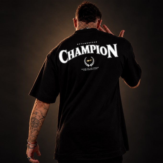 Camiseta Oversized Heavy CHAMPION Preta