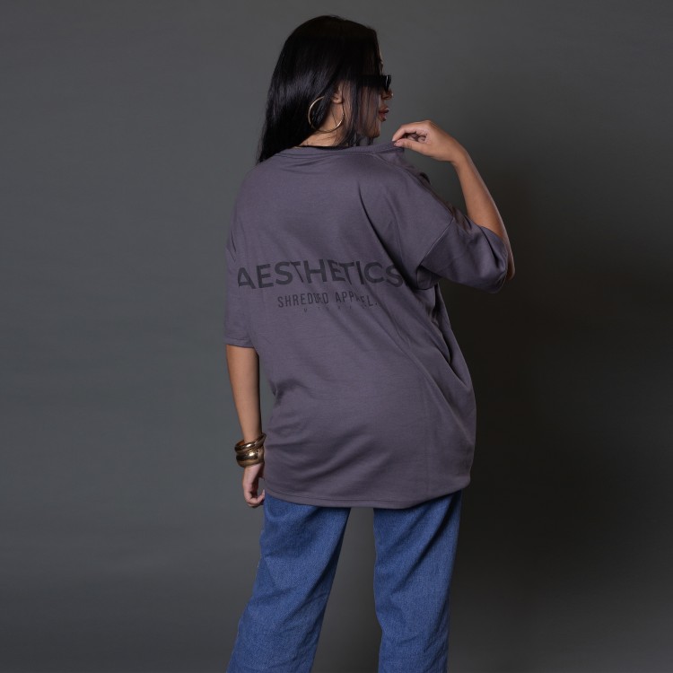 Camiseta Oversized Feminina Heavy Aesthetics Cinza Chumbo