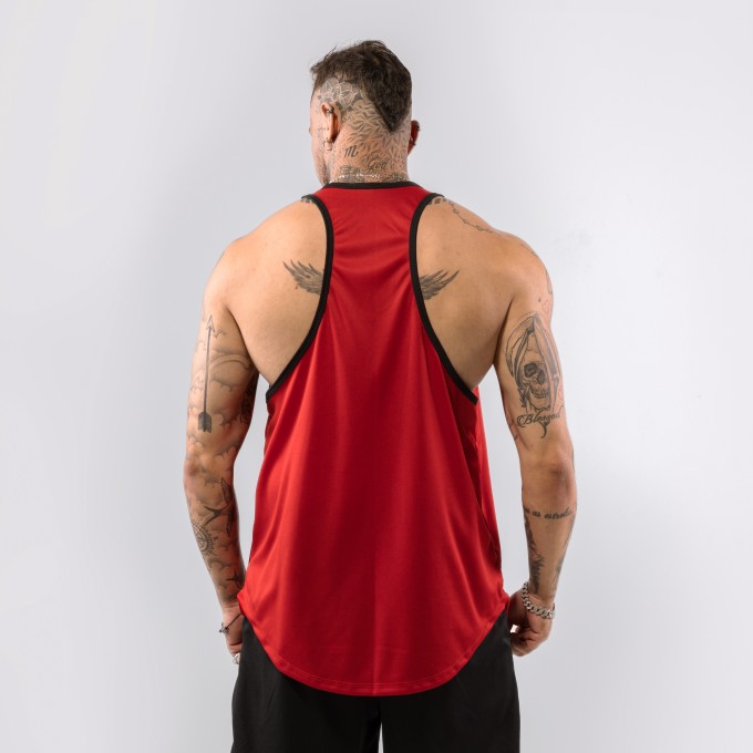 Regata Cavada Anatomic Dryfit Posing Vermelha