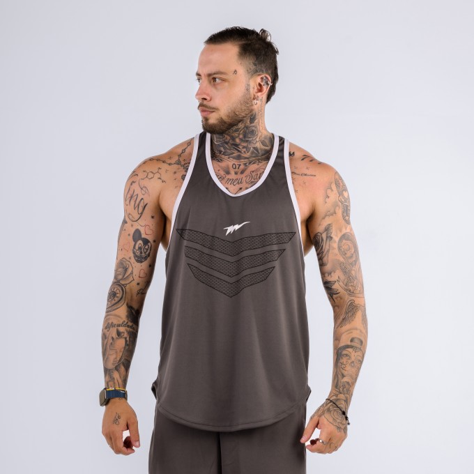 Regata Cavada Anatomic DryFit Siege Cinza Chumbo