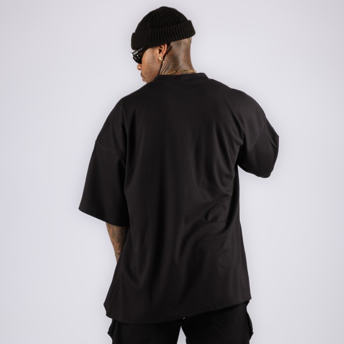 Camiseta Oversized Heavy Black Arms Preta