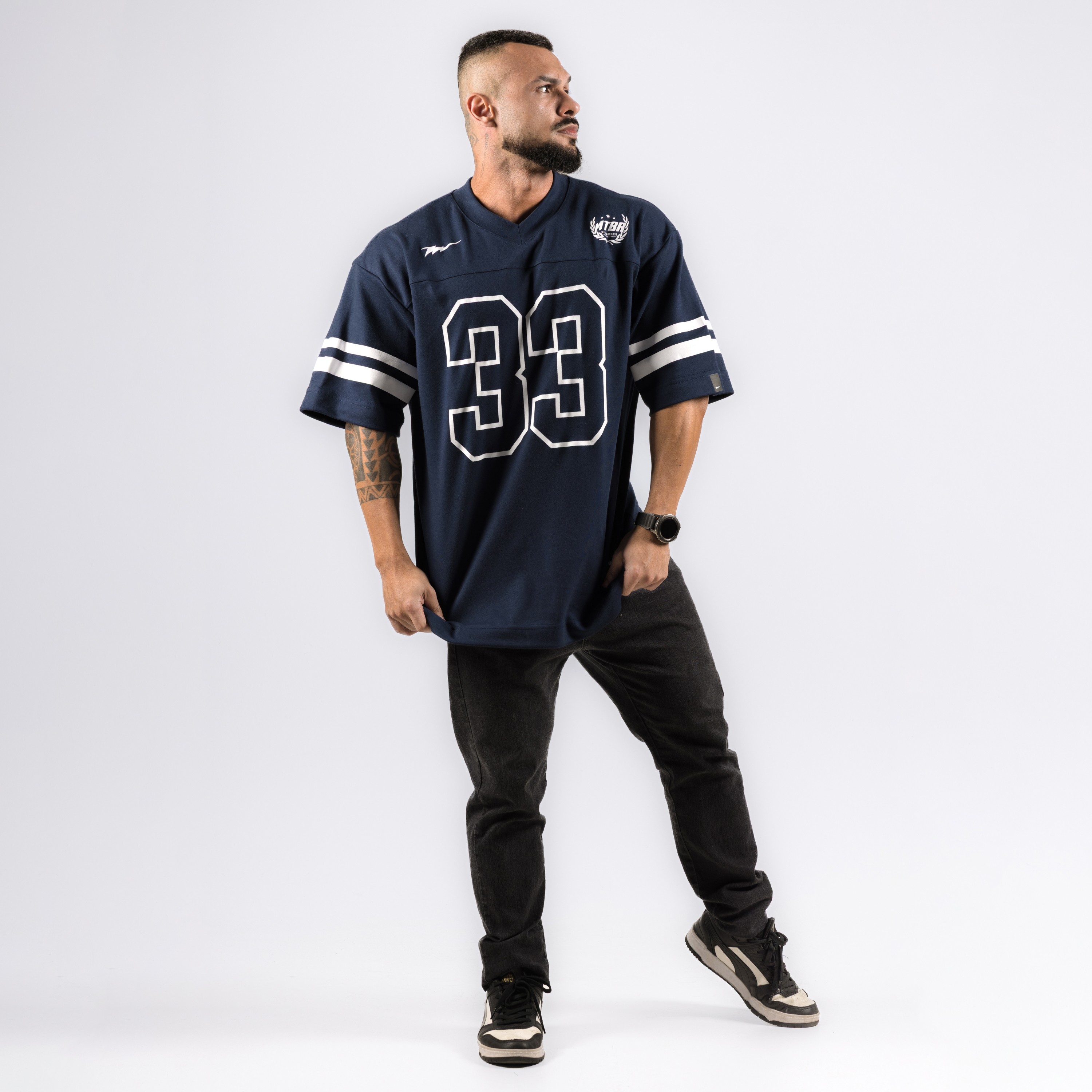 eye_C × S.F.C SS23FOOTBALL L/S NAVY XL Camiseta Oversized Heavy NFL American Azul Marinho - Metamorfose
